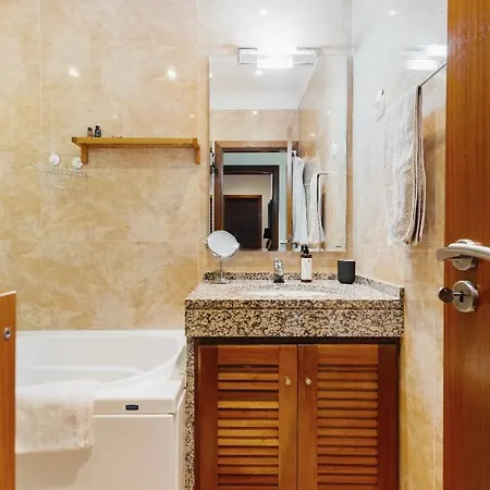 Guest house Duplo Parque Tejo, Com Wc