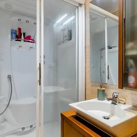 Duplo Parque Tejo, Com Wc Guest house Bobadela
